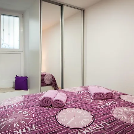 Gasthuis Private Accommodation Milisa *